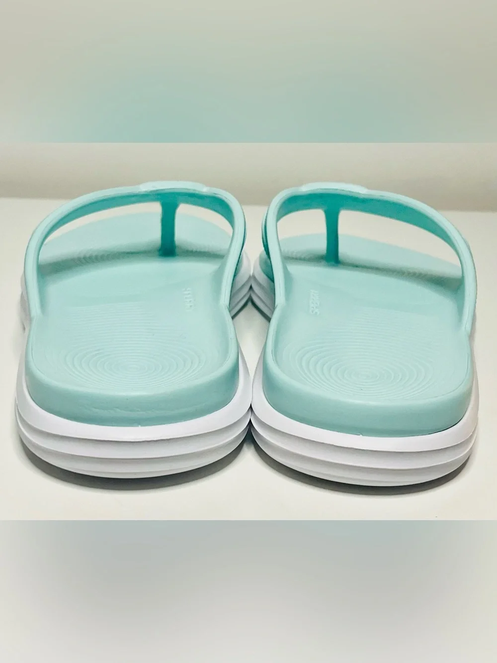 Sperry Mint Green Foam Thong Sandals with White Midsole